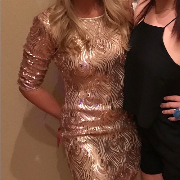 Sequined dress size medium - Picture 2 of 2